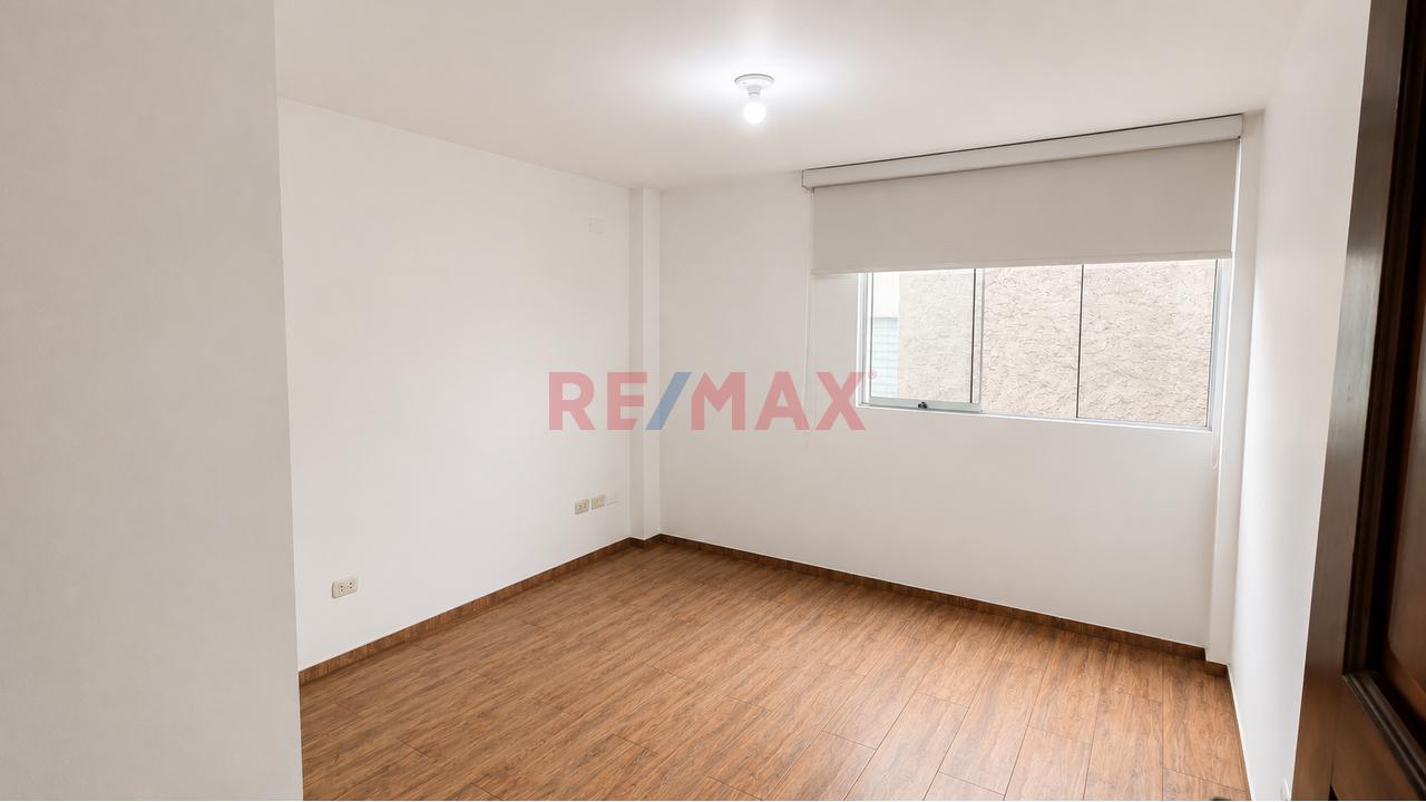 Departamento Duplex En Salamanca Ate | Frente A Parque — foto 6