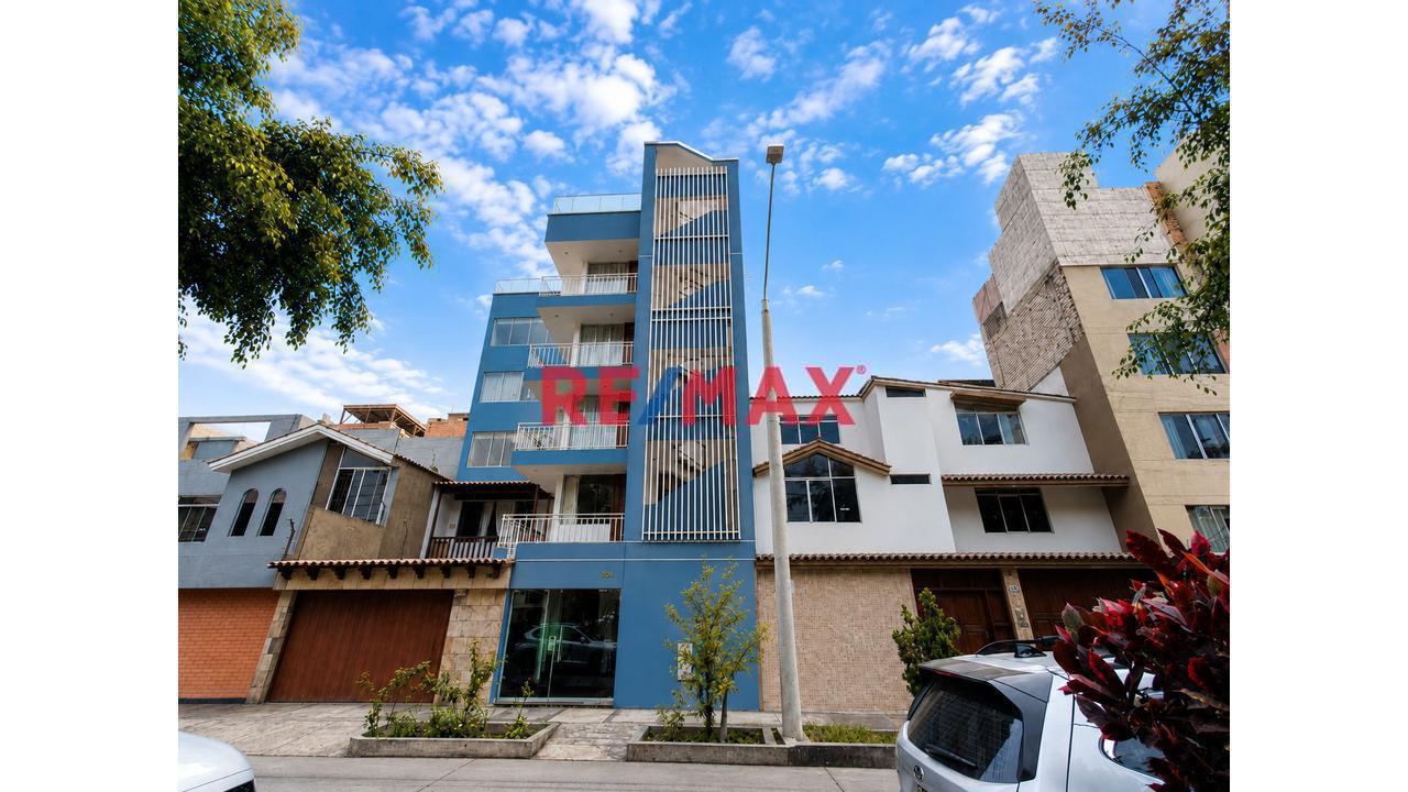 Departamento Duplex En Salamanca Ate | Frente A Parque