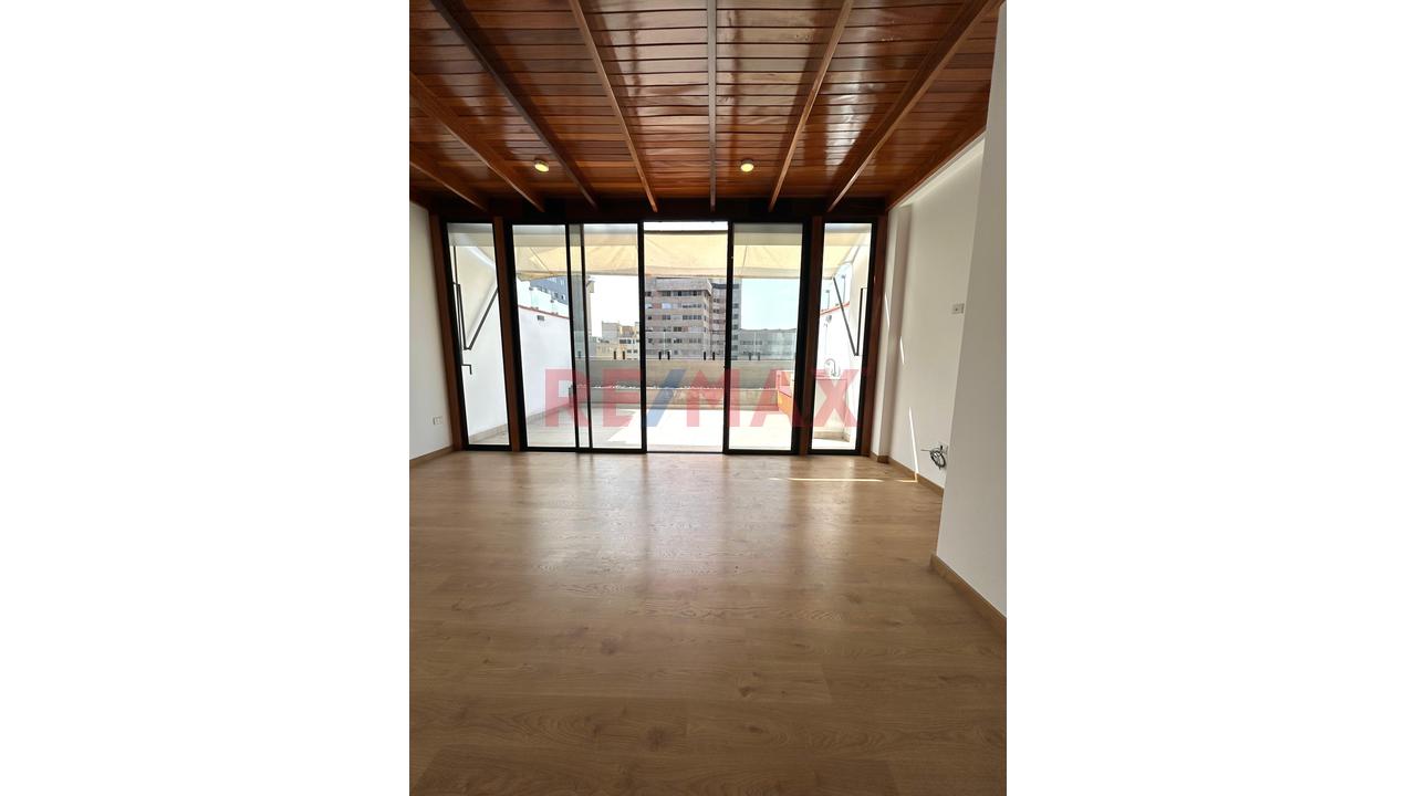 Venta De Dúplex 214 M² | 3 Dorms + Terraza Con Parrilla En Miraflores — foto 6