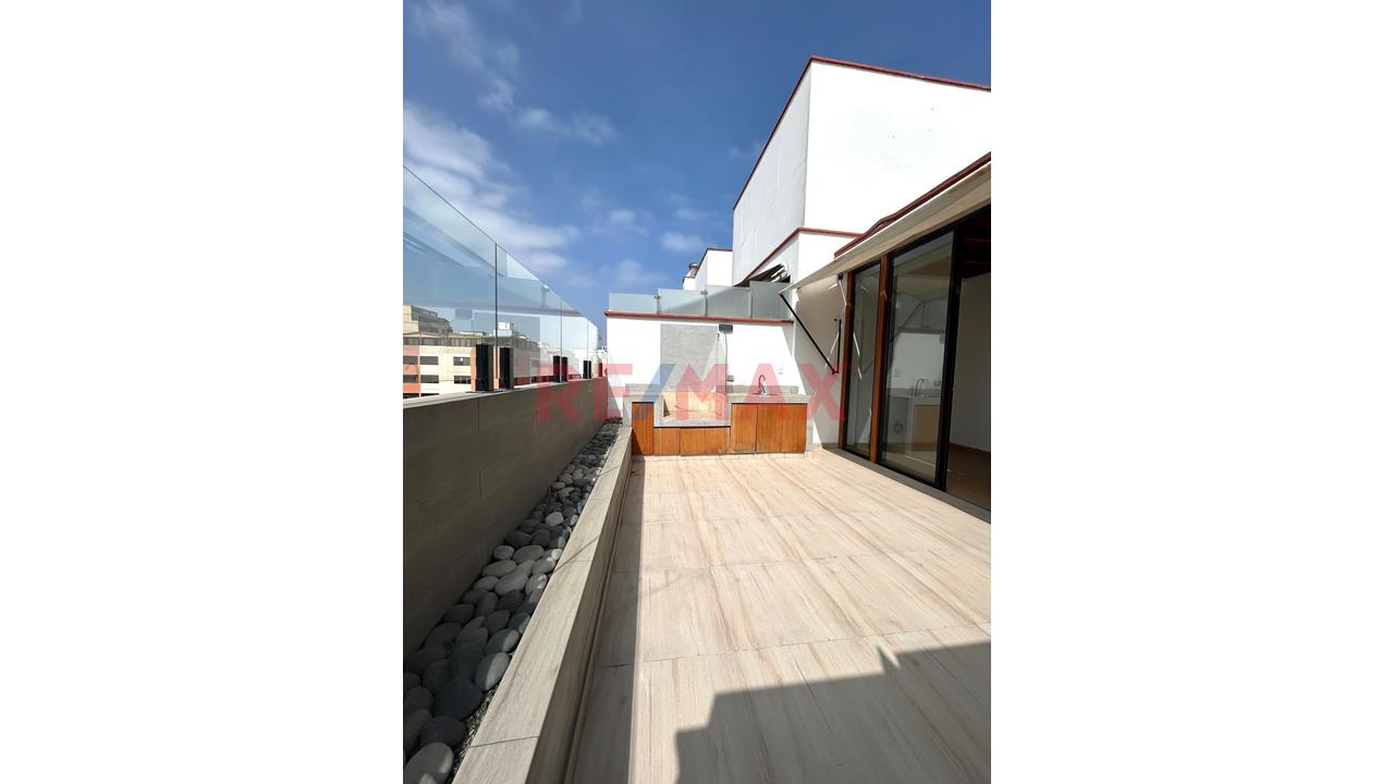 Venta De Dúplex 214 M² | 3 Dorms + Terraza Con Parrilla En Miraflores — foto 9