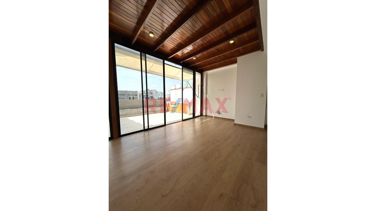 Venta De Dúplex 214 M² | 3 Dorms + Terraza Con Parrilla En Miraflores