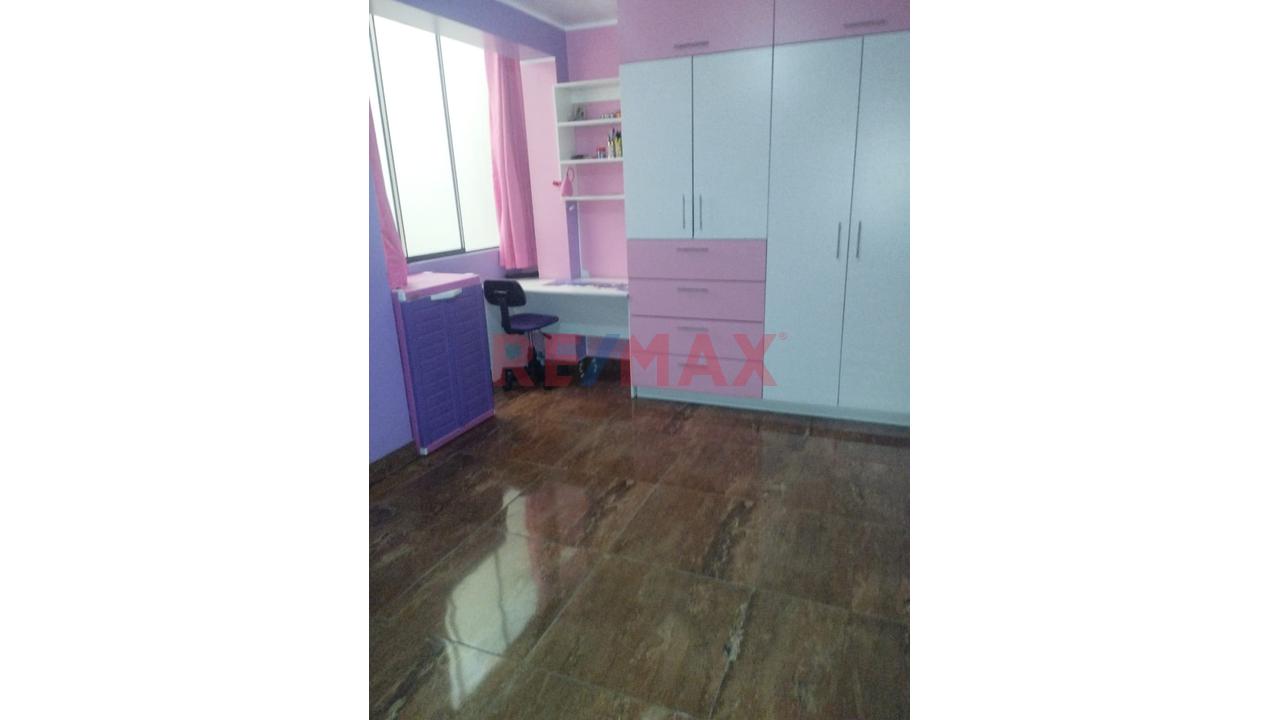En Venta Casa En Villa Maria Del Triunfo — foto 11