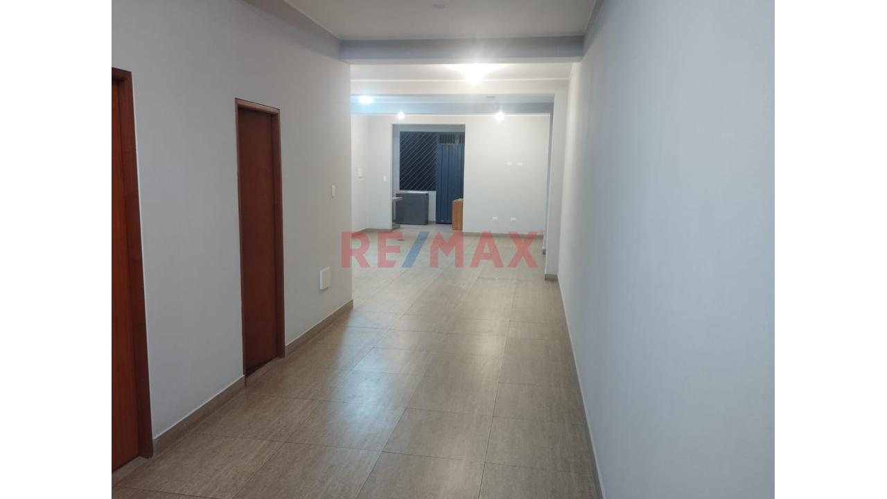 En Venta Casa En Villa Maria Del Triunfo — foto 2