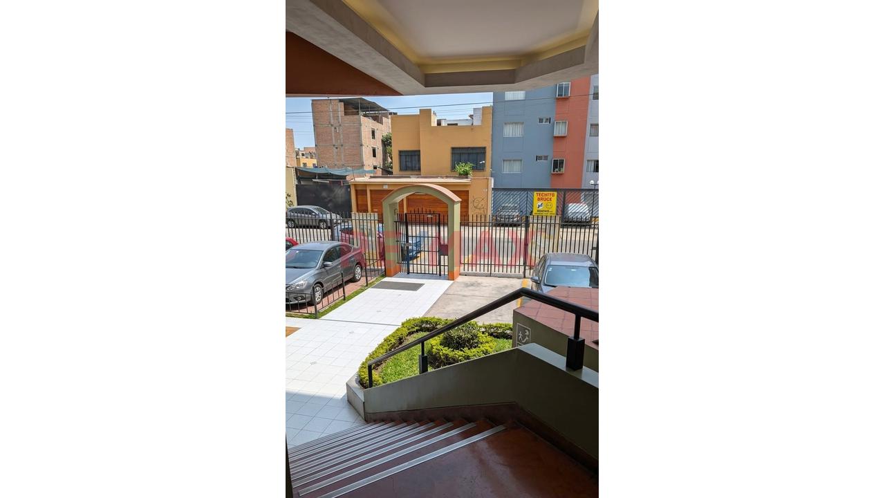 En Venta: Departamento En Surco (Calle Doña Edelmira 333) — foto 8