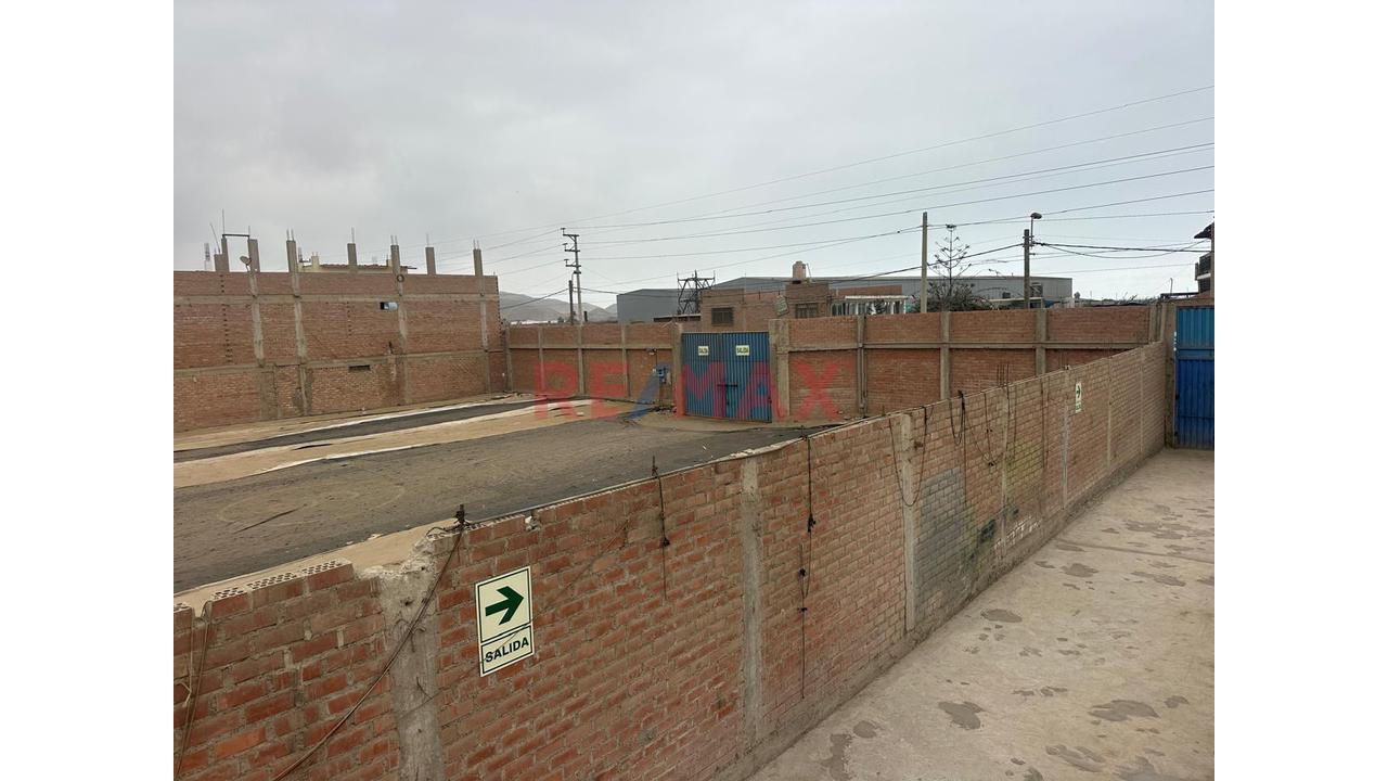 🏭 ¡Alquiler De Local Industrial En Ventanilla! 📍 - 14