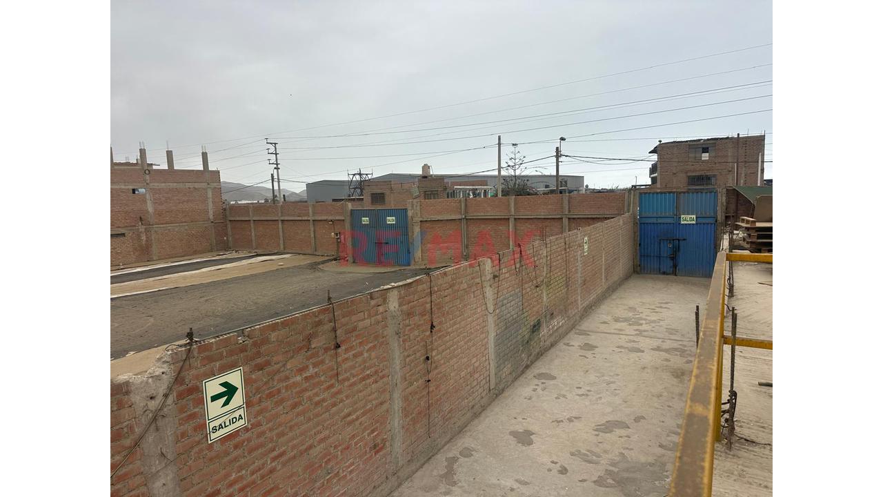 🏭 ¡Alquiler De Local Industrial En Ventanilla! 📍 - 13