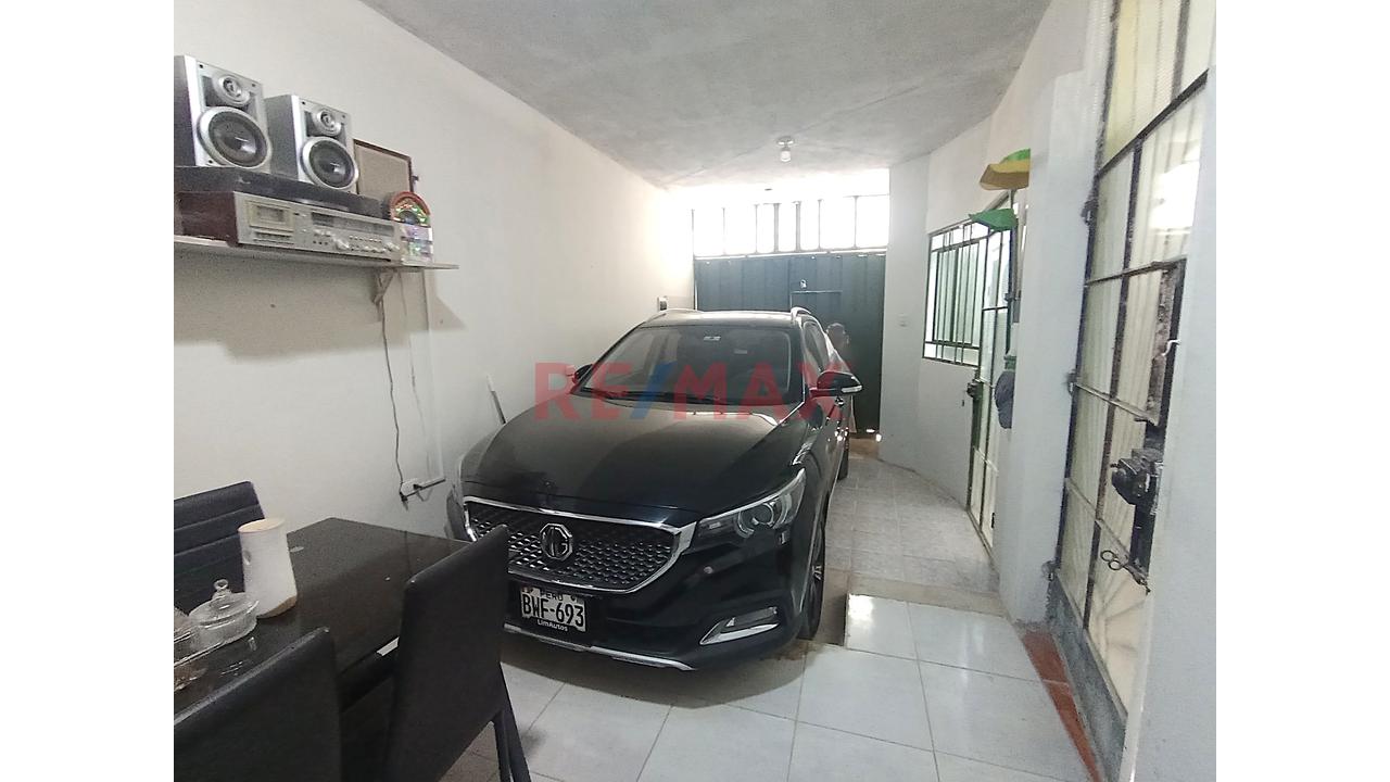 Invierte Donde La Ubicación Marca La Diferencia: Casa Frente A Parque En Cossío Del Pomar-Castilla-Piura — foto 3