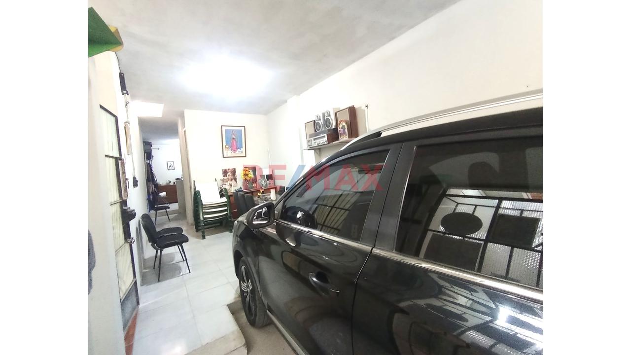Invierte Donde La Ubicación Marca La Diferencia: Casa Frente A Parque En Cossío Del Pomar-Castilla-Piura — foto 6