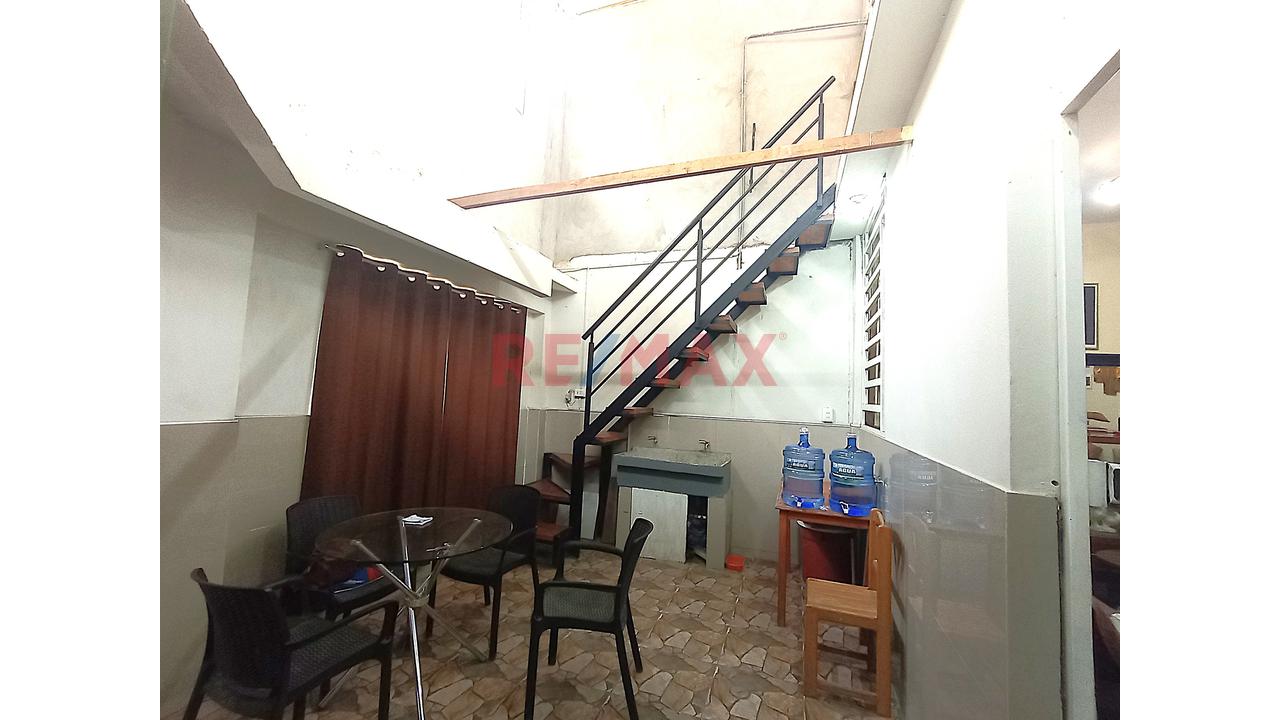 Invierte Donde La Ubicación Marca La Diferencia: Casa Frente A Parque En Cossío Del Pomar-Castilla-Piura — foto 4