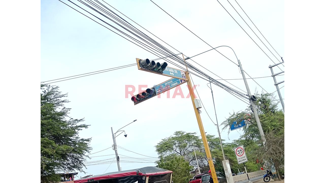 Invierte Donde La Ubicación Marca La Diferencia: Casa Frente A Parque En Cossío Del Pomar-Castilla-Piura — foto 14