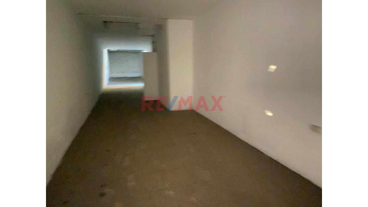 🔥 ¡Oportunidad Única En El Corazón Comercial De Palao! 🔥 - 2