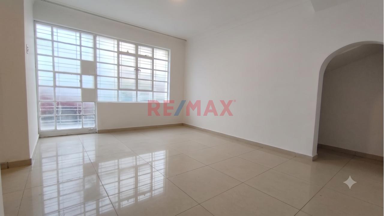 ¡Excelente Oportunidad! Venta De Local En El Corazón De Jesús María - 4