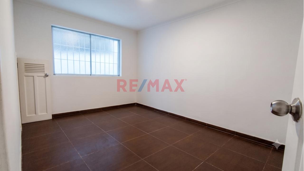 ¡Excelente Oportunidad! Venta De Local En El Corazón De Jesús María - 17