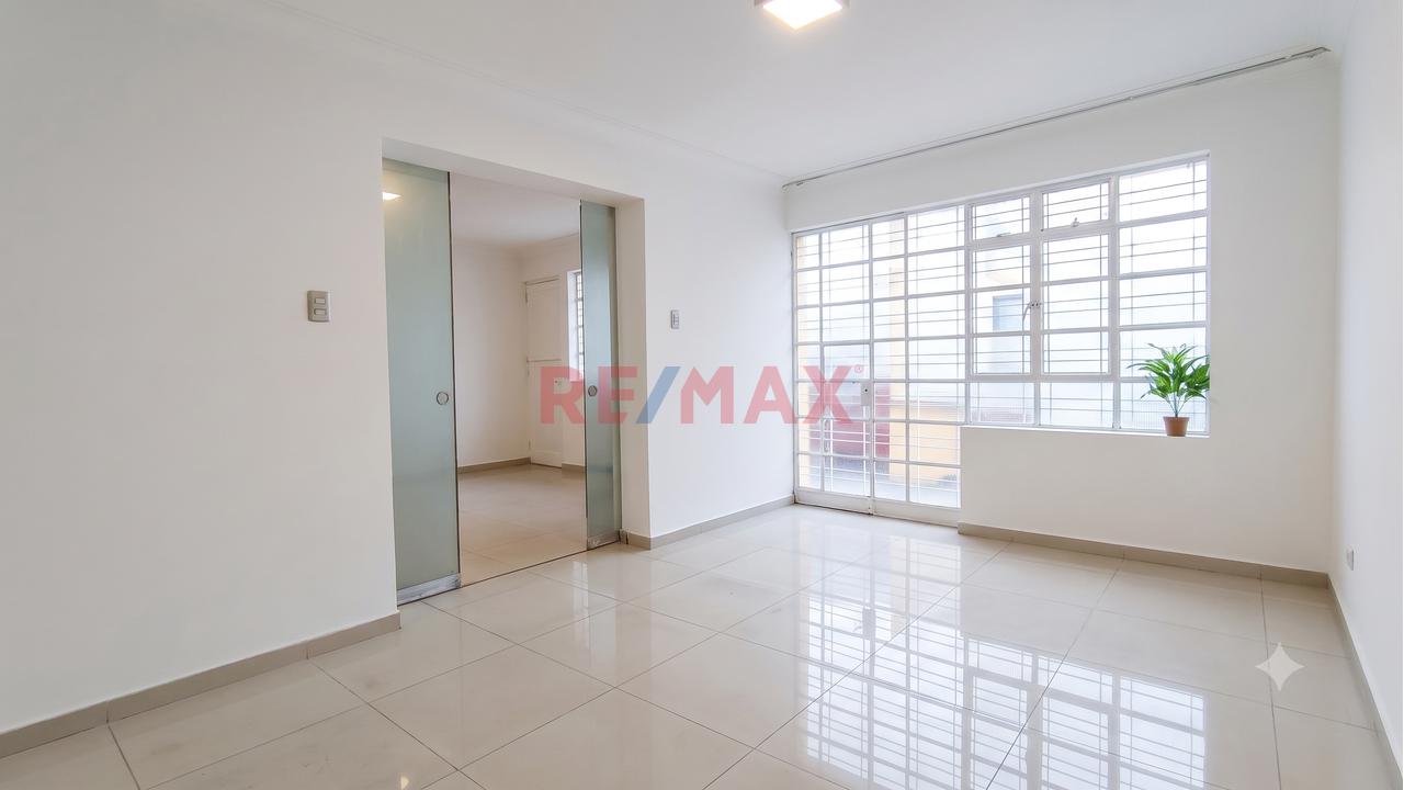 ¡Excelente Oportunidad! Venta De Local En El Corazón De Jesús María - 8