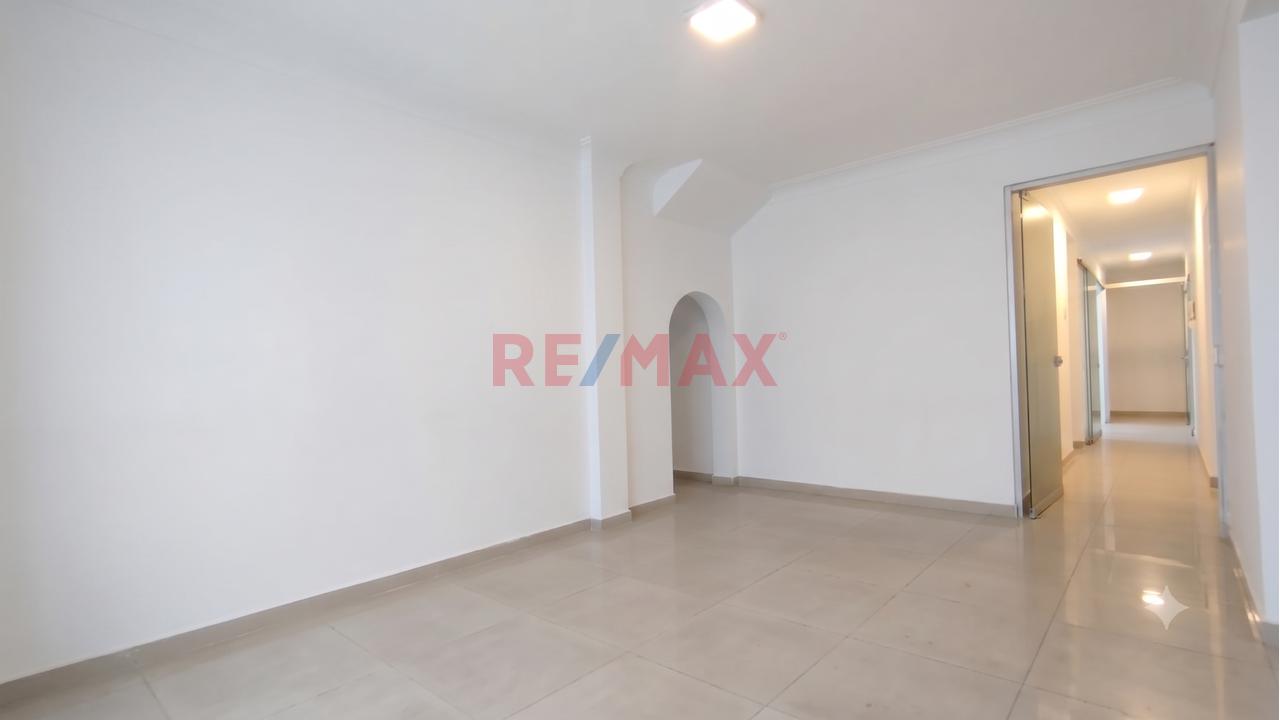 ¡Excelente Oportunidad! Venta De Local En El Corazón De Jesús María - 6