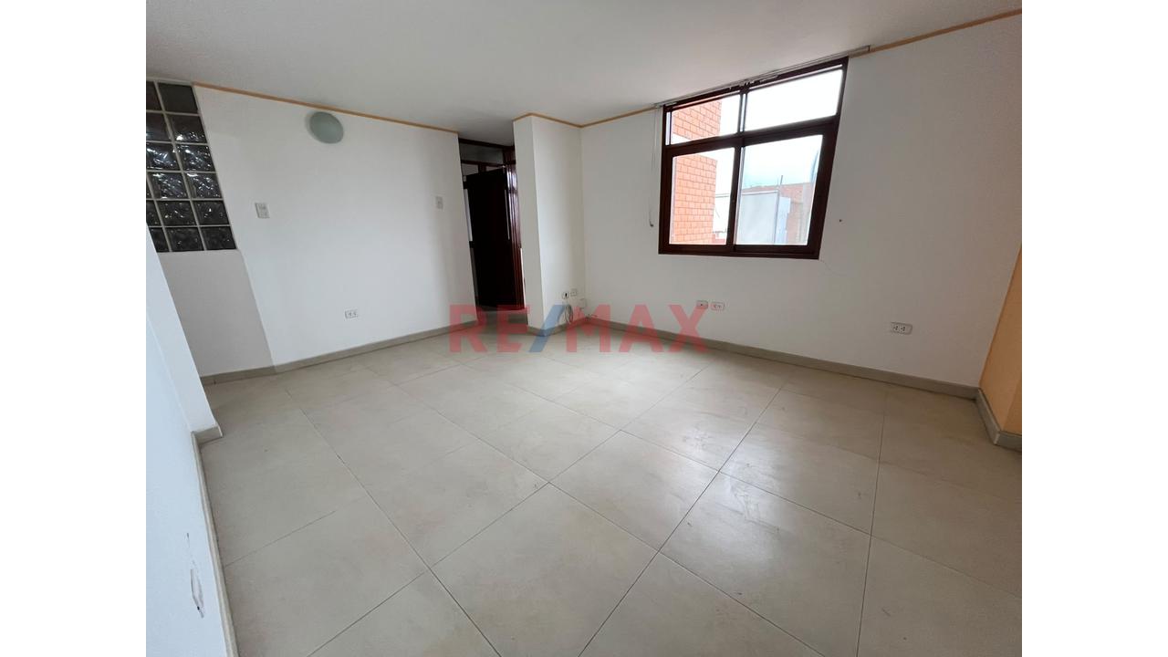Departamento En La Urbanizacion Macarena En La Perla — foto 2