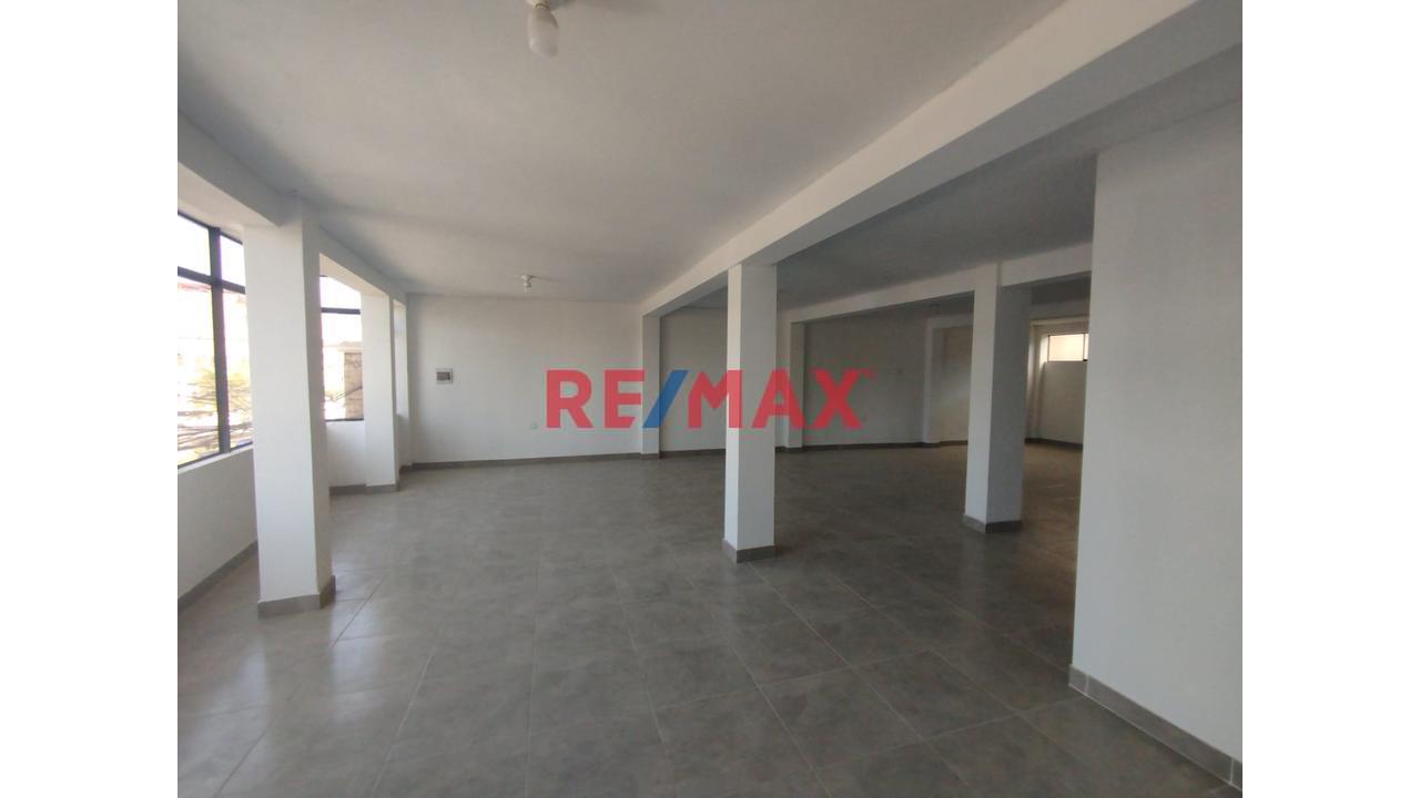 Alquiler De Local Comercial Av. Leguia, 2Do Piso-Chiclayo - 1