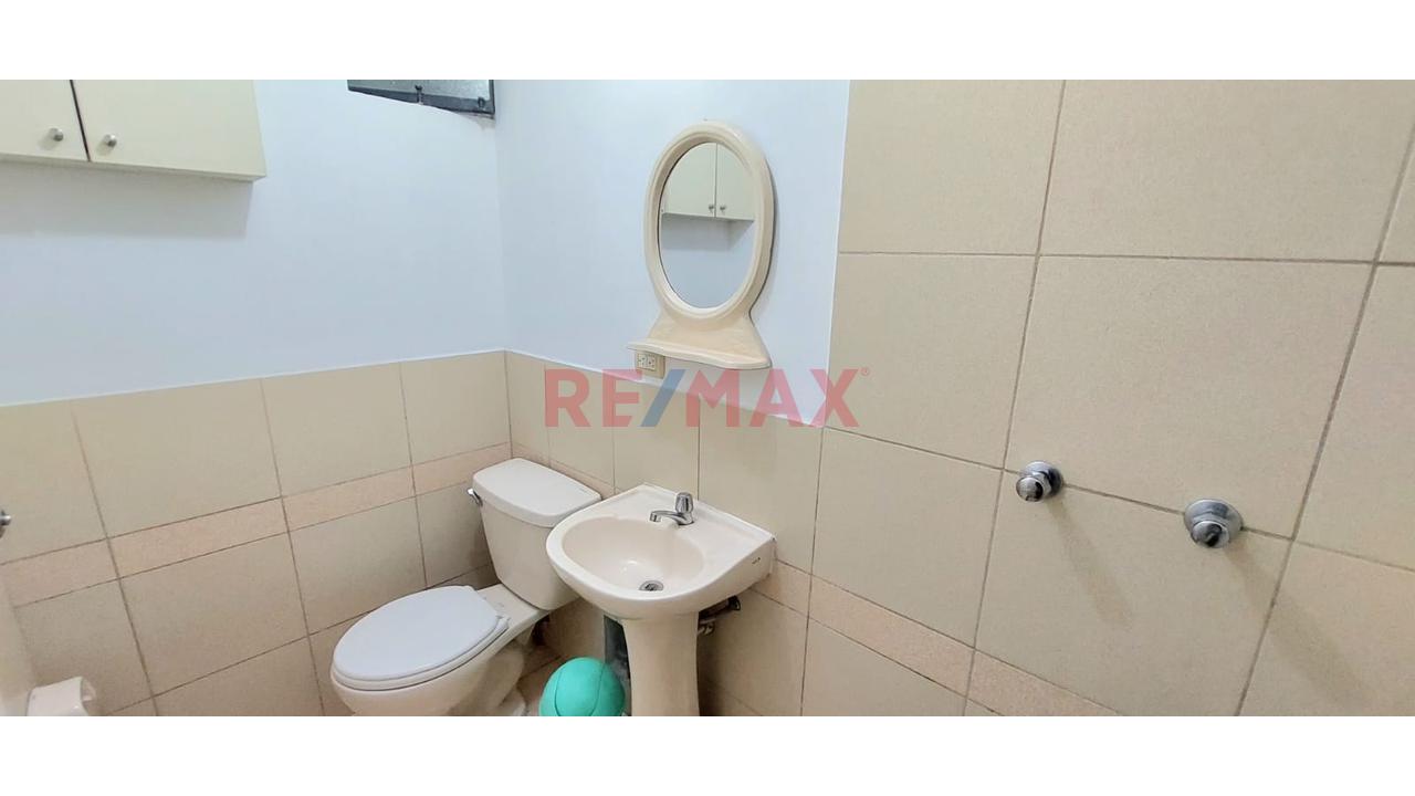Alquiler De Hermoso Departamento En 5To Piso, A 2 Cuadras Del Ovalo Santa Anita - 16