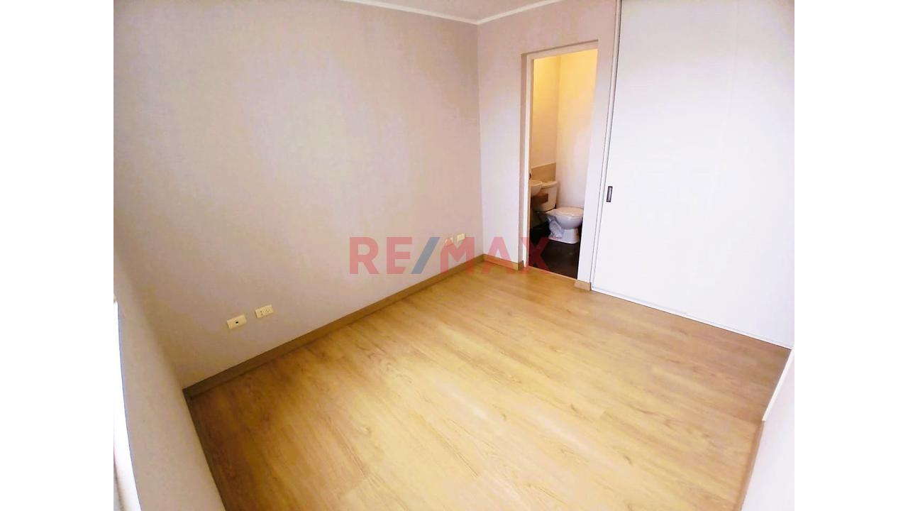 ¡Vive Con Espacio Y Confort ! Departamento 100 M2 - 3 Dorm + Servicio Y Estac. - Altos De Marsano - Surquillo — foto 8