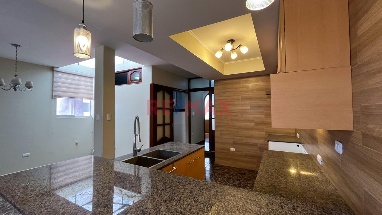 Departamento En Venta En Santiago De Surco — foto 3