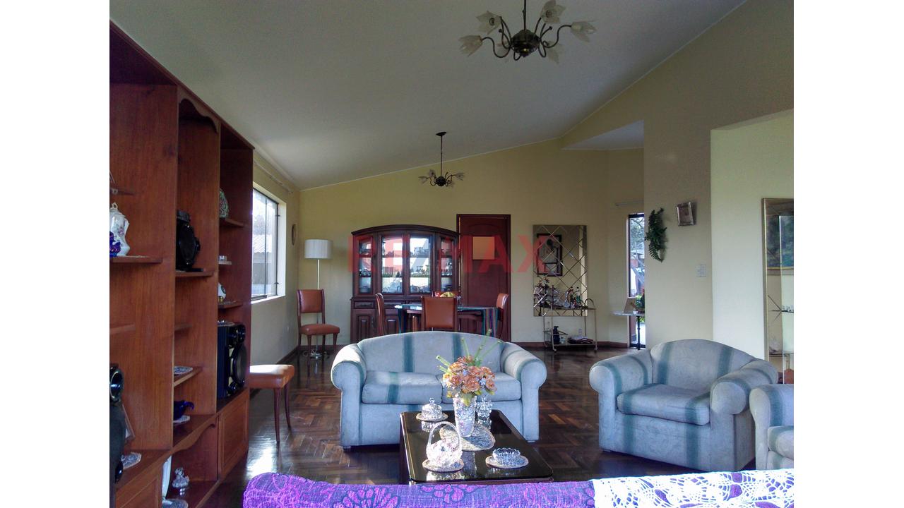 🏡🌿✨ ¡Atención Familias E Inversionistas! Descubre Esta Espectacular Casa De Campo Con Piscina, Amplias Áreas Verdes, Departamento Y Mini Departamento En Huachipa 🏊‍♀️🌳💫 — foto 4