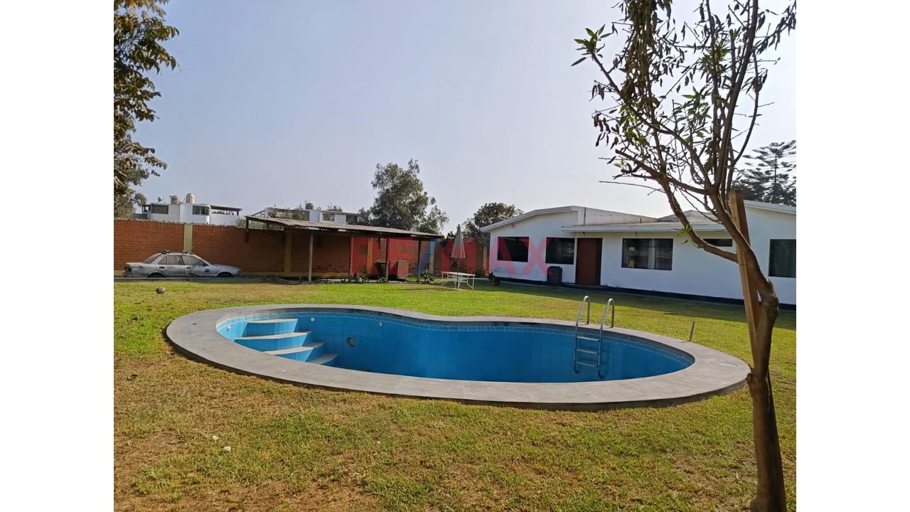 🏡🌿✨ ¡Atención Familias E Inversionistas! Descubre Esta Espectacular Casa De Campo Con Piscina, Amplias Áreas Verdes, Departamento Y Mini Departamento En Huachipa 🏊‍♀️🌳💫 — foto 3