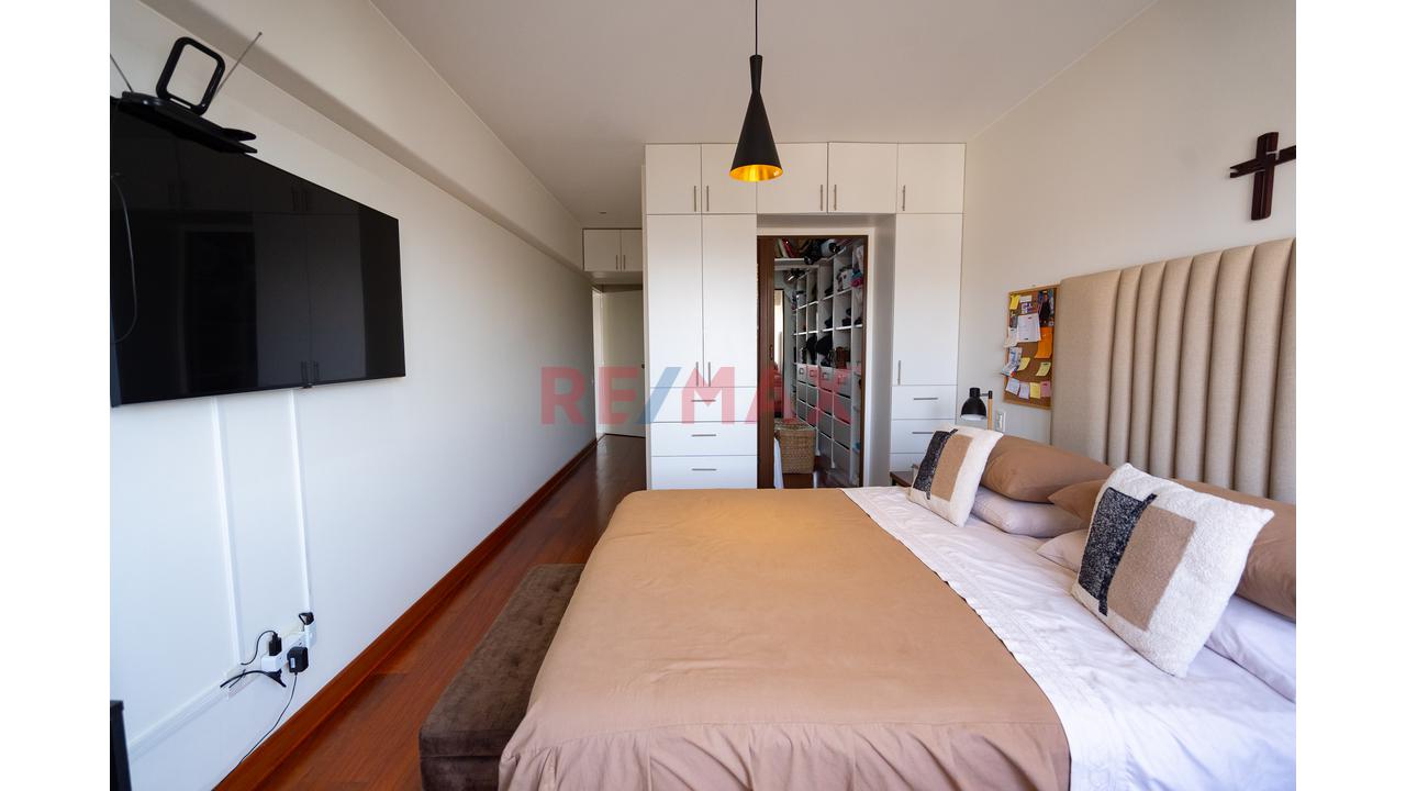 Venta De Departamento En San Isidro Con Vista A Javier Prado — foto 7
