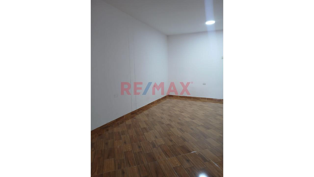 Alquiler De Local De 50 Mt2 En Urb Bancaria Ii Etapa - Piura - 4