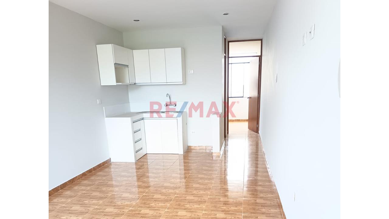 Se Alquila Lindo Departamento Con Vista A La Calle Zona Residencial Tranquila — foto 2