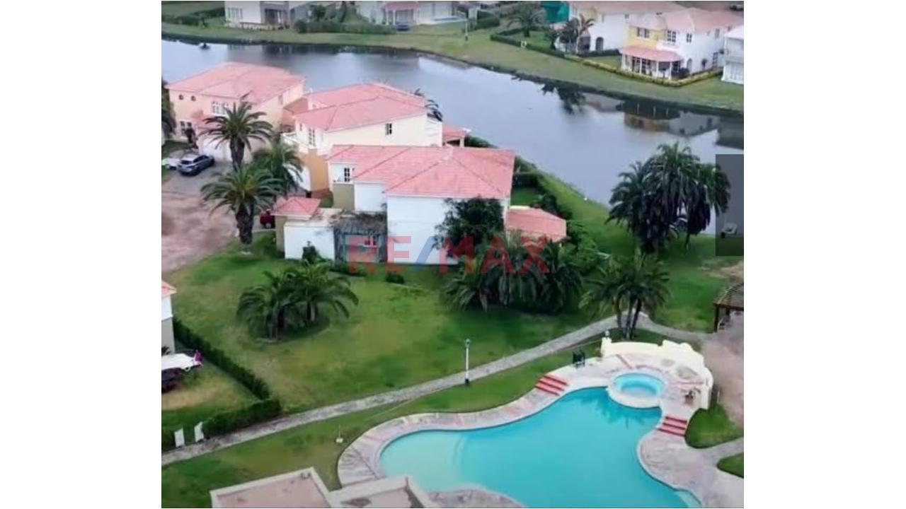 Venta De Casa Con Terreno De 235 Metros En Condominio Seguro Cerca De Lima - 11