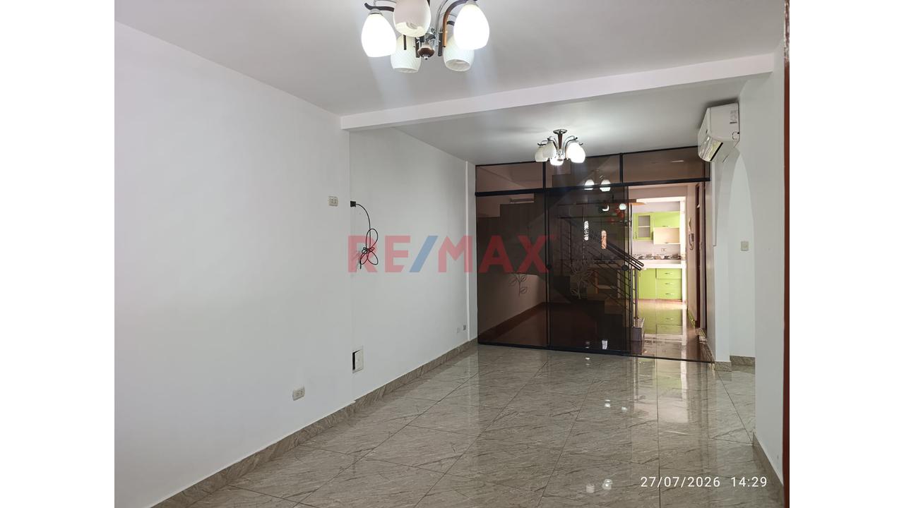 🔥Gran Oportunidad !!! Se Vende Casa En Urb. Villas Del Sol Mz E Lote 4 📐 194.00 M2 - 10