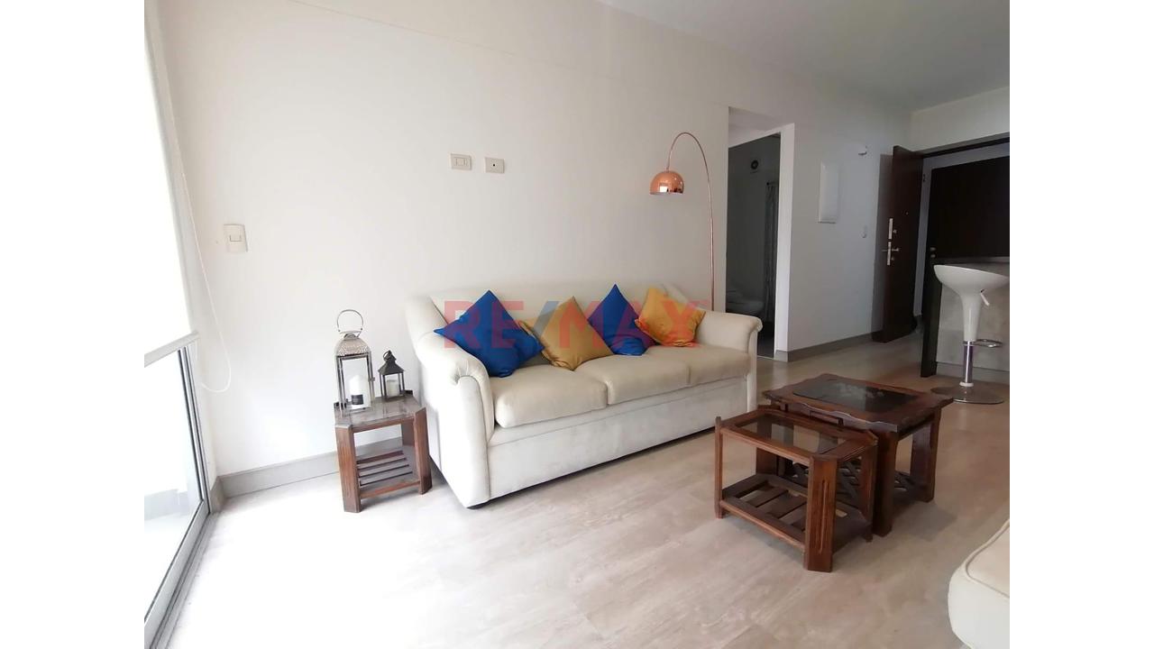 Departamento Amoeblado De 1 Dormitorio Con Vistas A Javier Prado — foto 2