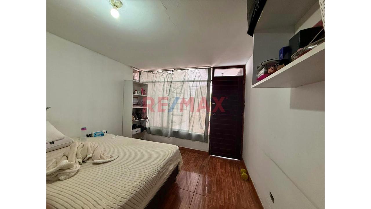 Casa De 3 Pisos En Venta - Lurín - 10