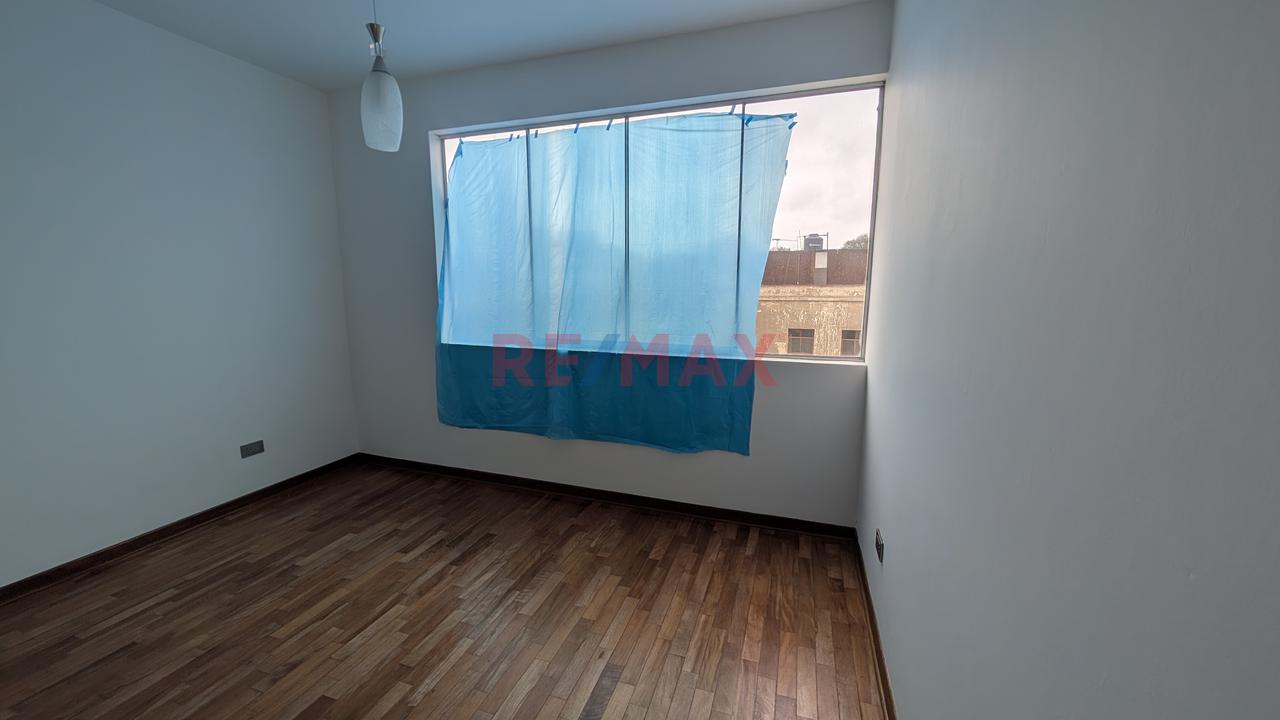 🏥 Consultorio U Oficina En Lince | A 2 Cuadras Del Hospital Rebagliati - 8