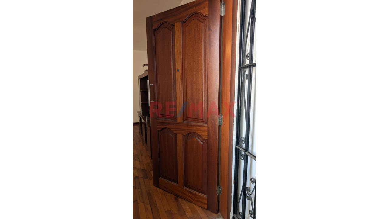 🏥 Consultorio U Oficina En Lince | A 2 Cuadras Del Hospital Rebagliati - 2