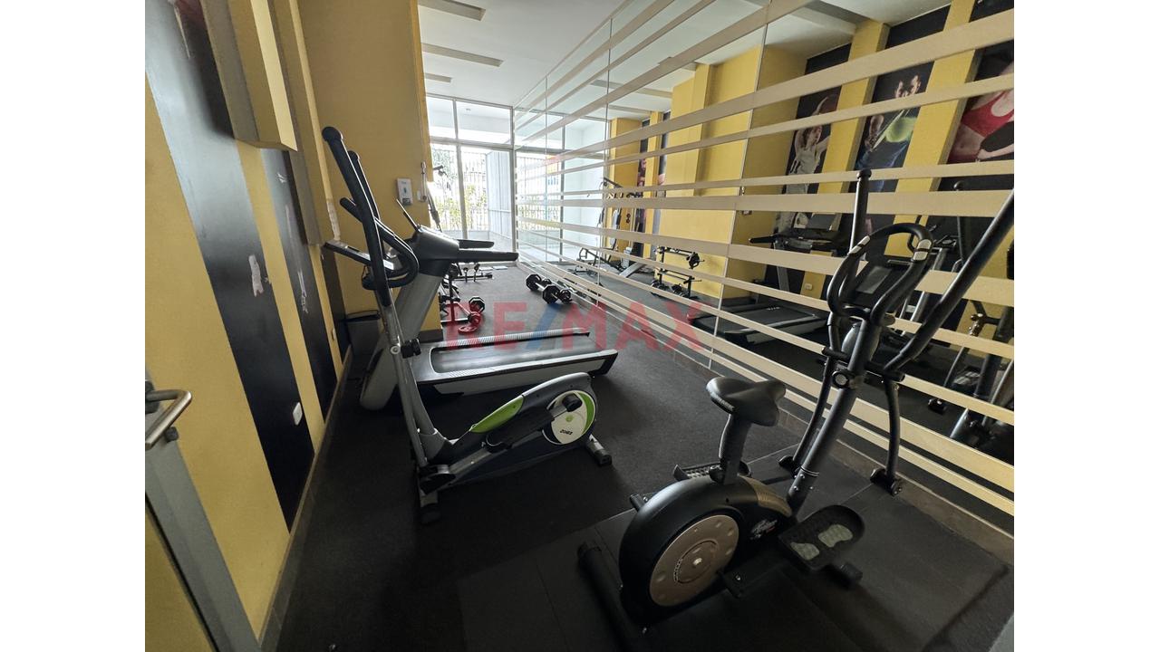 Exclusivo Departamento De 127 M² En Miraflores! Cochera, Depósito Y Ubicación Privilegiada — foto 4