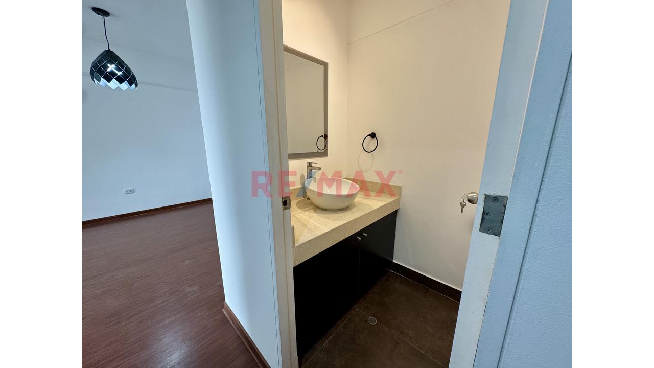 Exclusivo Departamento De 127 M² En Miraflores! Cochera, Depósito Y Ubicación Privilegiada — foto 9