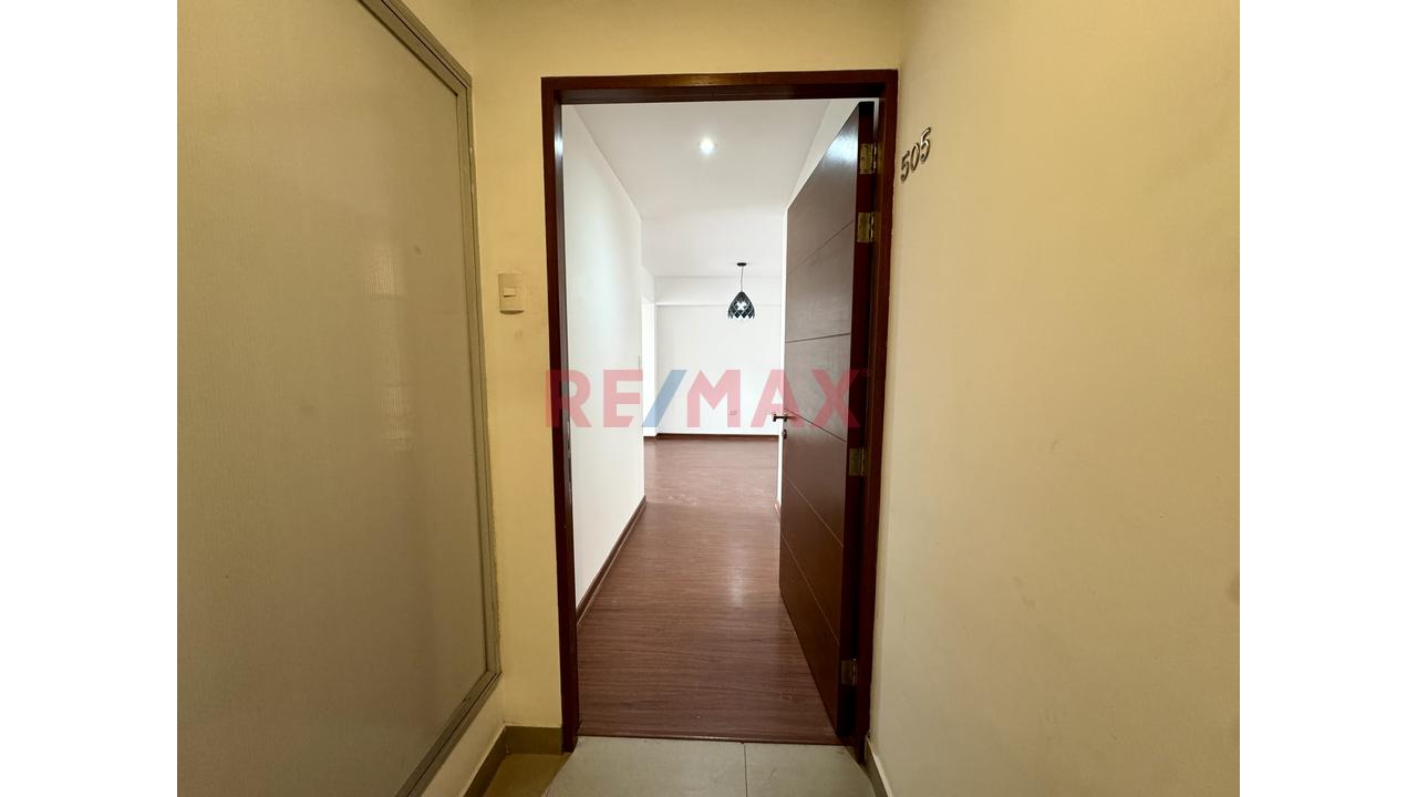 Exclusivo Departamento De 127 M² En Miraflores! Cochera, Depósito Y Ubicación Privilegiada — foto 8