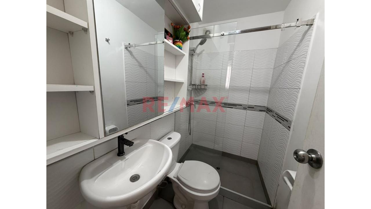 Venta De Departamento Moderno Con Ascensor En Cond. Oasis De Piura - 7