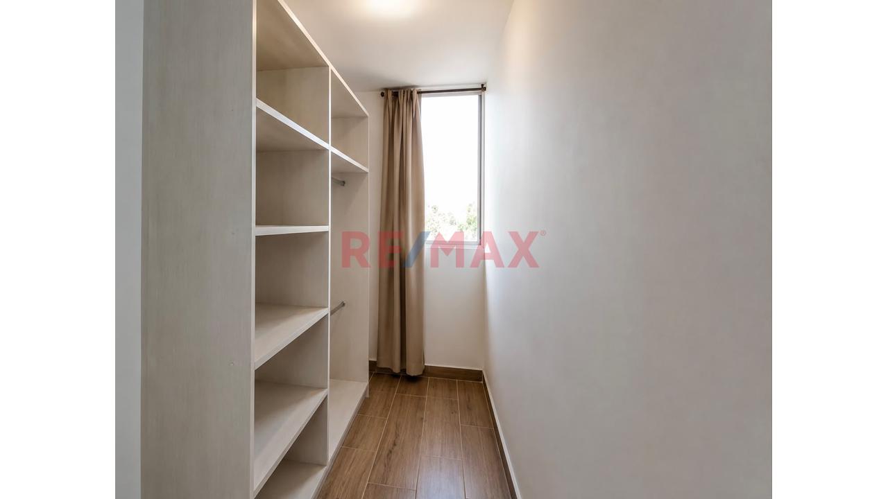 Venta De Departamento Moderno Con Ascensor En Cond. Oasis De Piura - 11