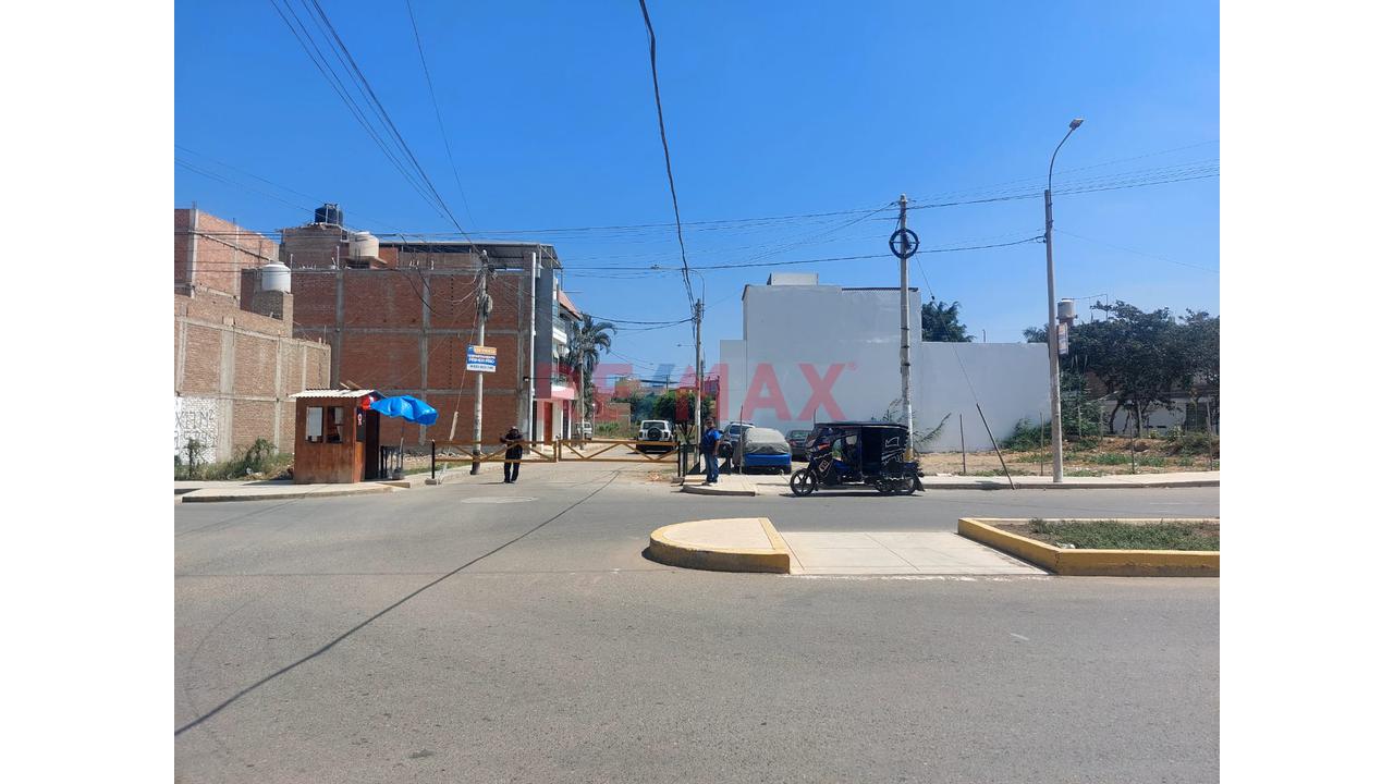 🌟 Terreno En Venta En Esquina – Urb. La Purísima - 11