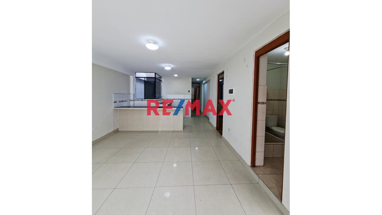 Venta De Departamento En San Martín De Porres, Urb. Coopip