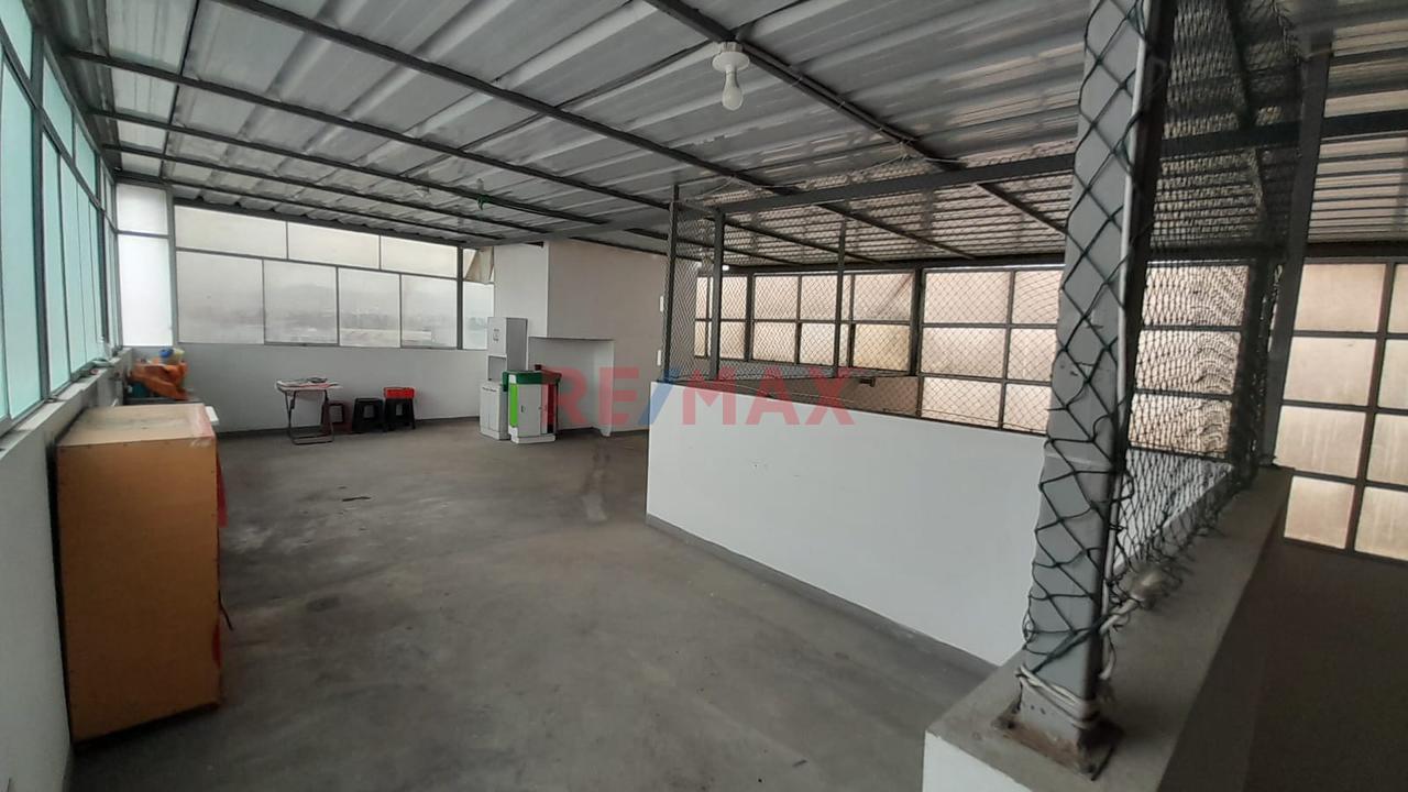 Venta De Casa Moderna Y Comercial En Cooperativa Las Vertientes Ves - 11