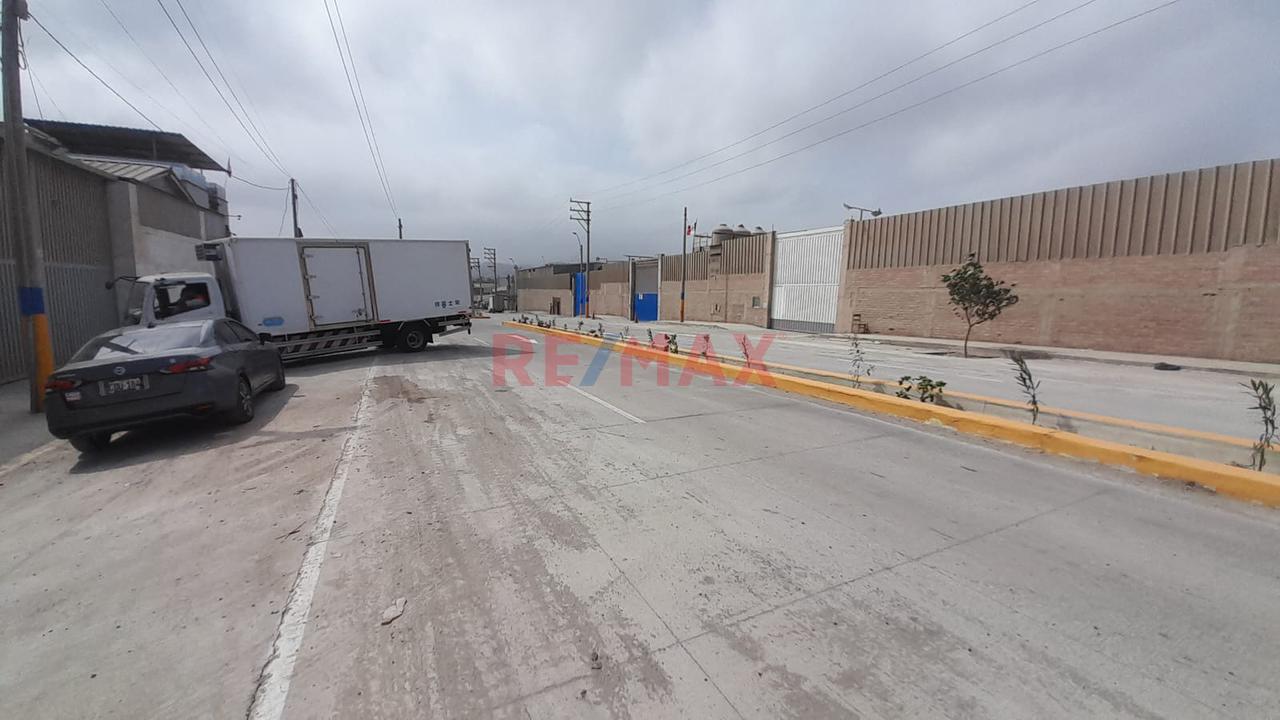 Venta De Casa Moderna Y Comercial En Cooperativa Las Vertientes Ves - 19