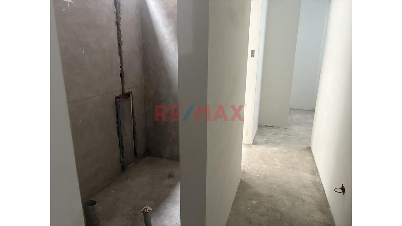 🏡 **¡Venta De Casa De 2 Pisos Semi Construida, Gran Oportunidad De Inversión En San Martín De Porres!** ✨ — foto 8