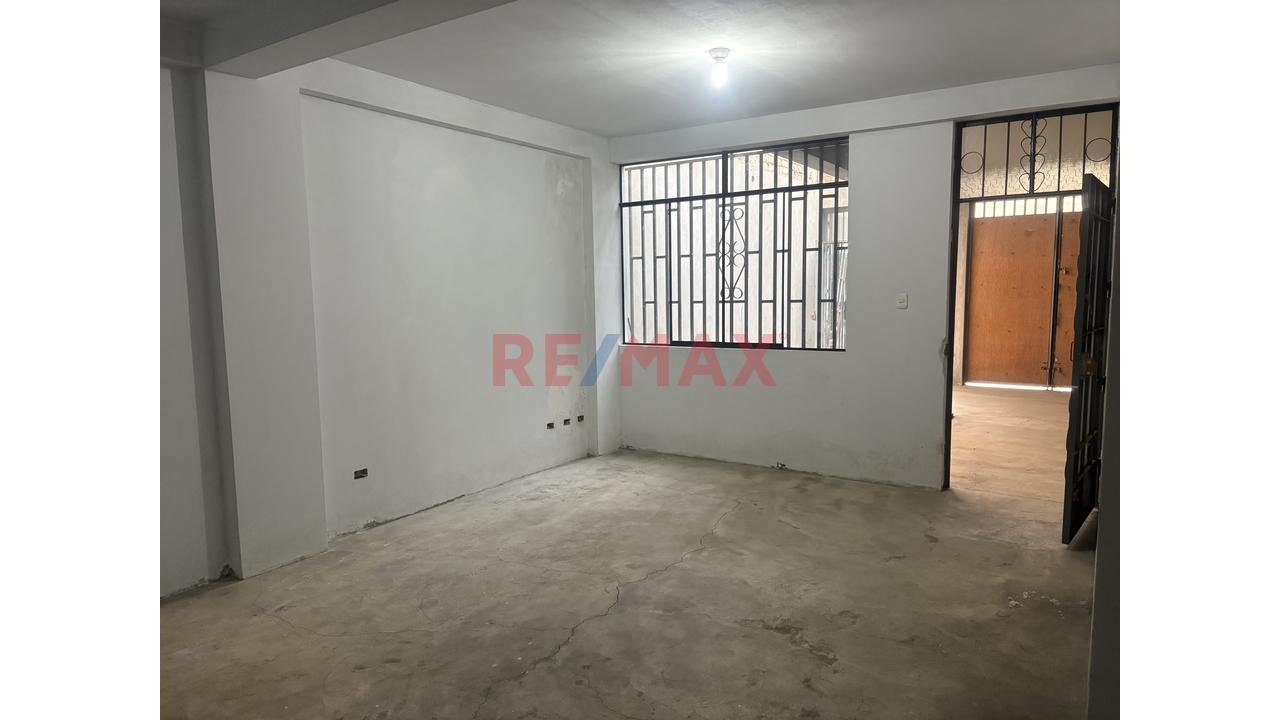 🏡 **¡Venta De Casa De 2 Pisos Semi Construida, Gran Oportunidad De Inversión En San Martín De Porres!** ✨ — foto 9