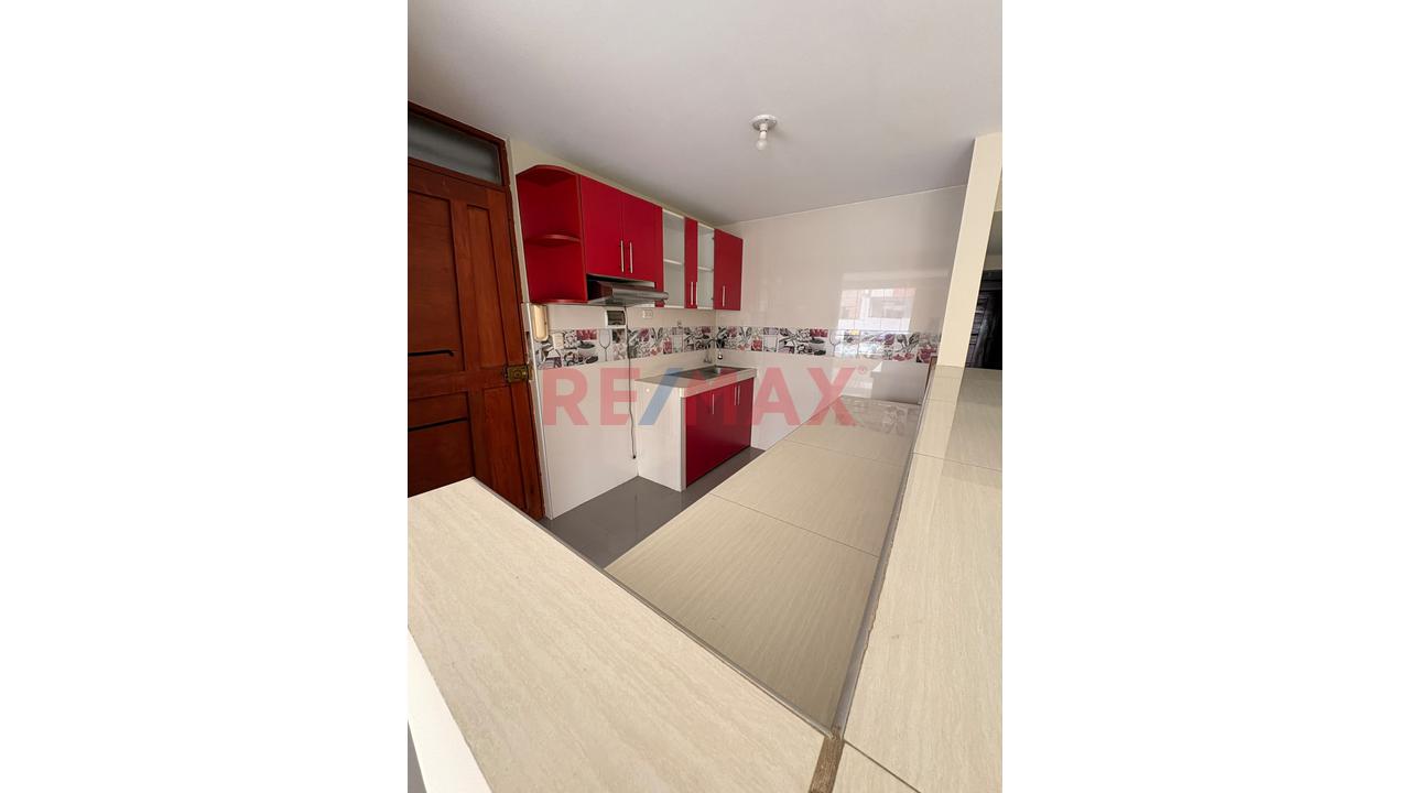 Acogedor Y Funcional Departamento De 103.6 M², Ubicado En Urb. San Isidro - 4