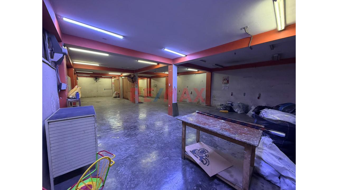 Local Industrial En Primer Piso Los Olivos De 207 M2 Urb. San Elías - 4