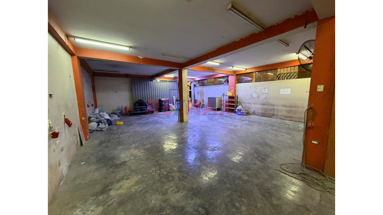 Local Industrial En Primer Piso Los Olivos De 207 M2 Urb. San Elías - 10