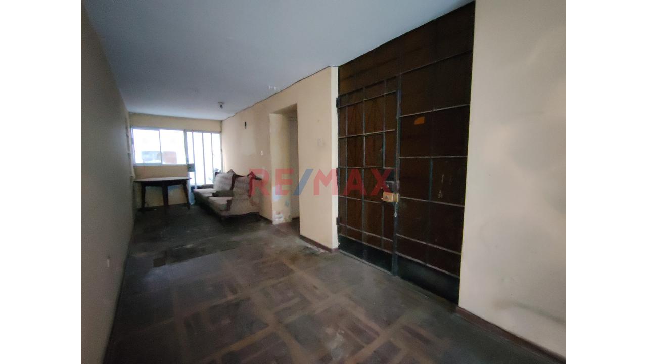 Casa En Esquina 168M2 03Pisos Zona B San Juan De Miraflores — foto 5